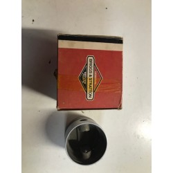 PISTON BRIGGS AND STRATTON...