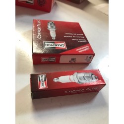 CAJA DE 4 BUJÍAS CHAMPION RZ7C