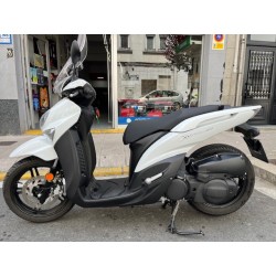 YAMAHA X ENTER 125 DE...