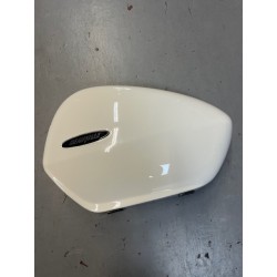 TAPA MALETA ANCHA DERECHA...