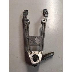 JUEGO ESTRIBERAS TRASERAS GILERA KZ 125