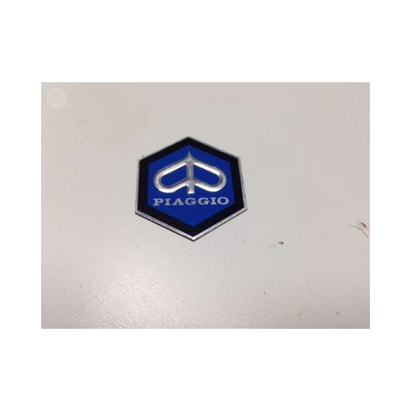 LOGOTIPO PIAGGIO ADHESIVO