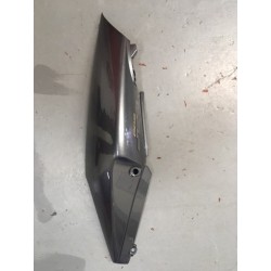 TAPA TRASERA DERECHA HONDA CBF 600