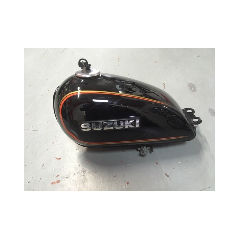 DEPÓSITO DE GASOLINA SUZUKI GN 250 DE SEGUNDA MANO