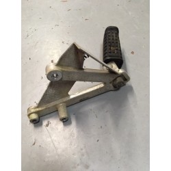ESTRIBERA DERECHA GILERA KZ 125