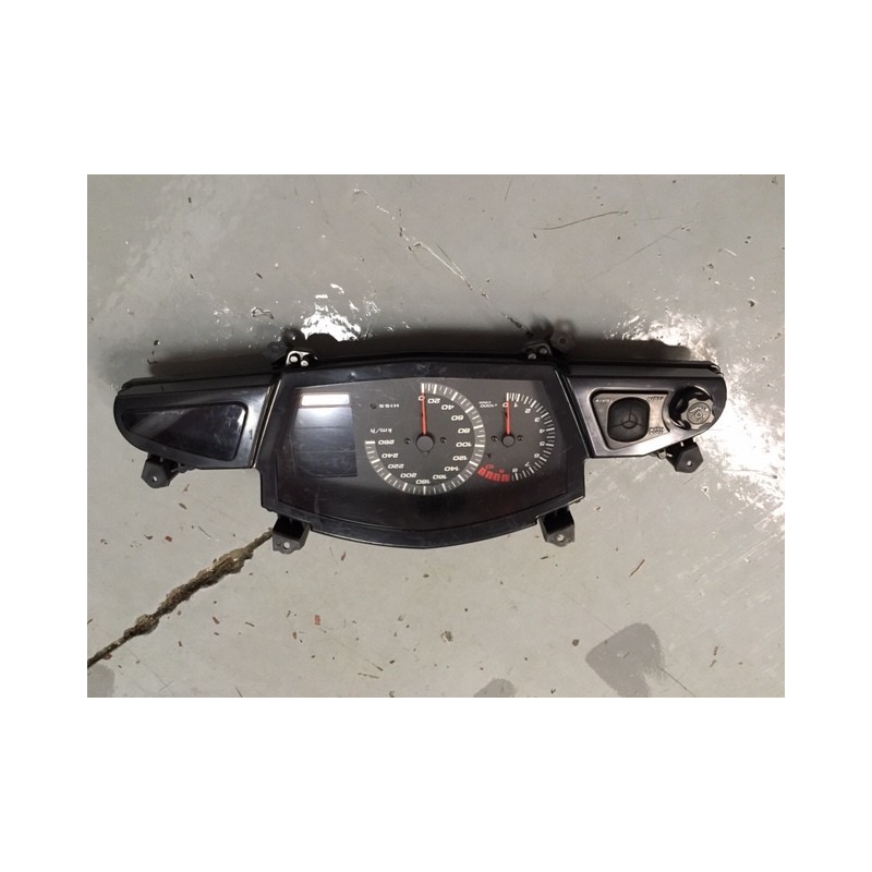 VELOCÍMETRO HONDA PAN EUROPEAN 1300 DE SEGUNDA MANO