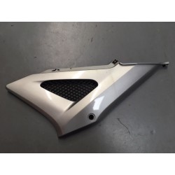 Tapa lateral izquierda de Honda CBF 250 de segunda mano