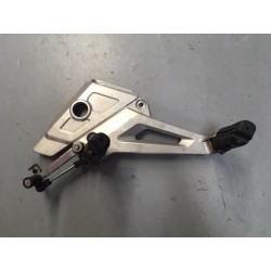 Soporte estribos Honda CBF 250 de segunda mano