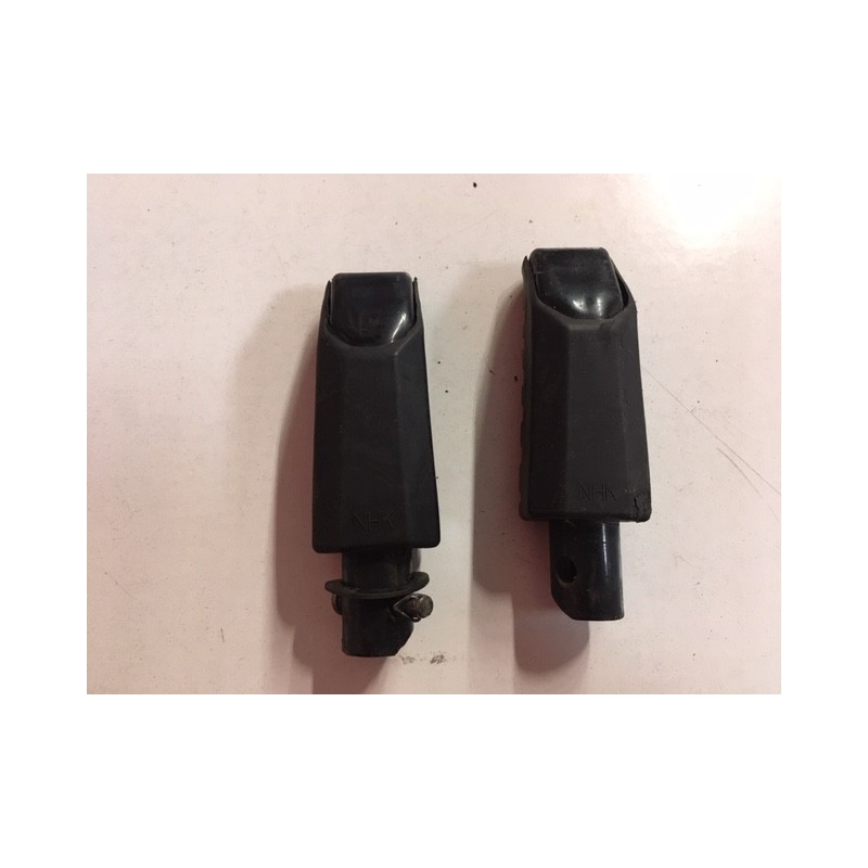 Juego de estriberas de Honda Vision 110 2014 de segunda mano