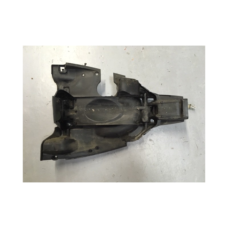 Guardabarros trasero Honda Vision 110 2014 de segunda mano