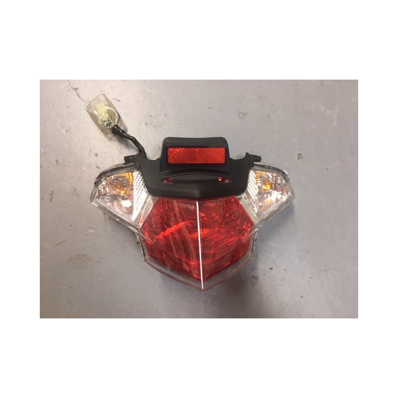 Piloto trasero Honda Vision 110 2017 de segunda mano
