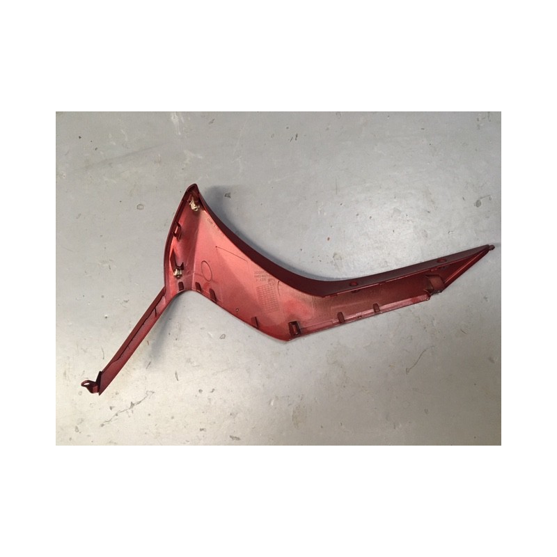 Tapa lateral izquierda de Honda Vision 2014 de segunda mano