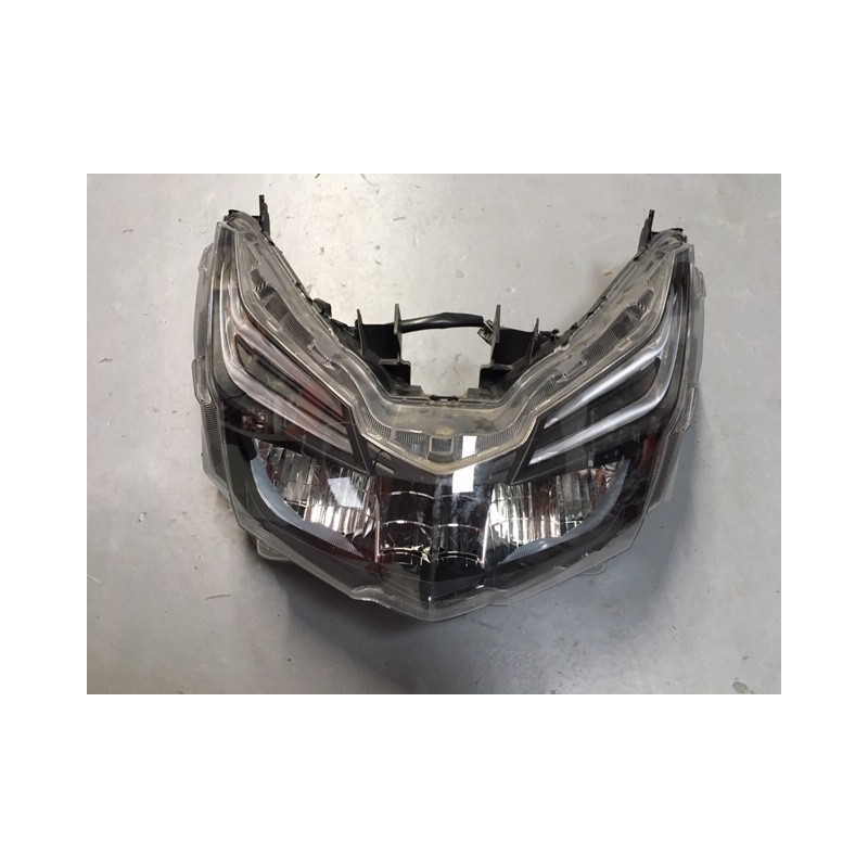 Faro delantero Honda Forza 125 de segunda mano