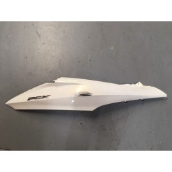 Carenado lateral derecho de Honda PCX 125 2015 de segunda mano