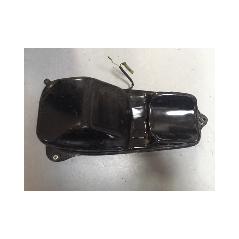 Depósito +  bomba de combustible de Honda Scoopy 75 de segunda mano