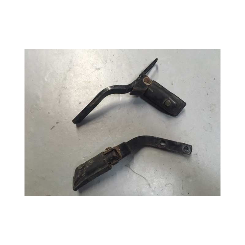 Estriberas traseras de Honda Scoopy 75 de segunda mano