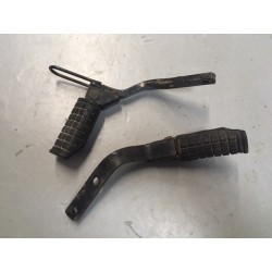 Estriberas traseras de Honda Scoopy 75 de segunda mano