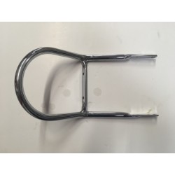 Porta bultos cromado de moto clásica