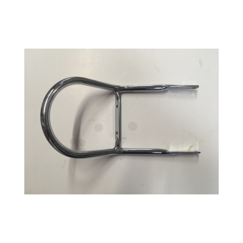 Porta bultos cromado de moto clásica