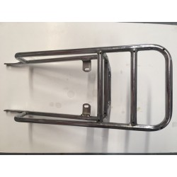 Portabultos cromado de moto clásica