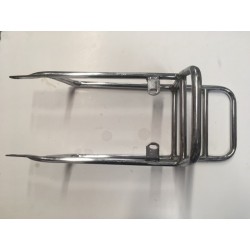 Portabultos cromado de moto clásica