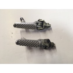 Estriberas de Honda CB 125 R de segunda mano, en perfecto estado