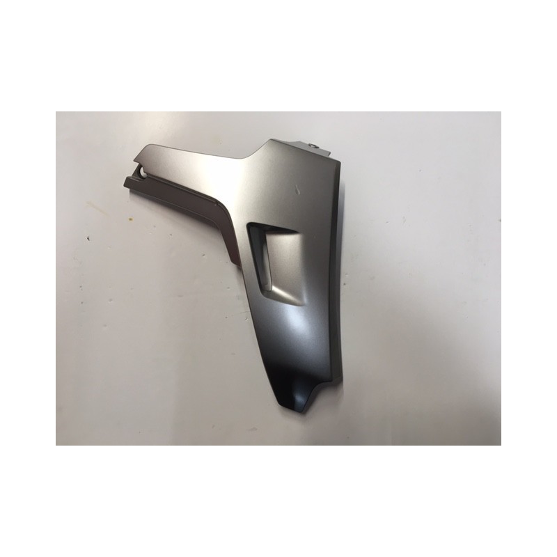 Quilla inferior izquierda de Honda CB 125 R 2018 de segunda mano