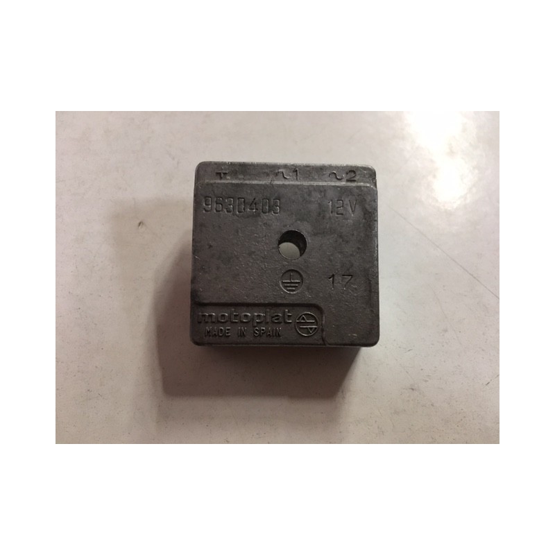 Regulador Motoplat 9630103 de 12V