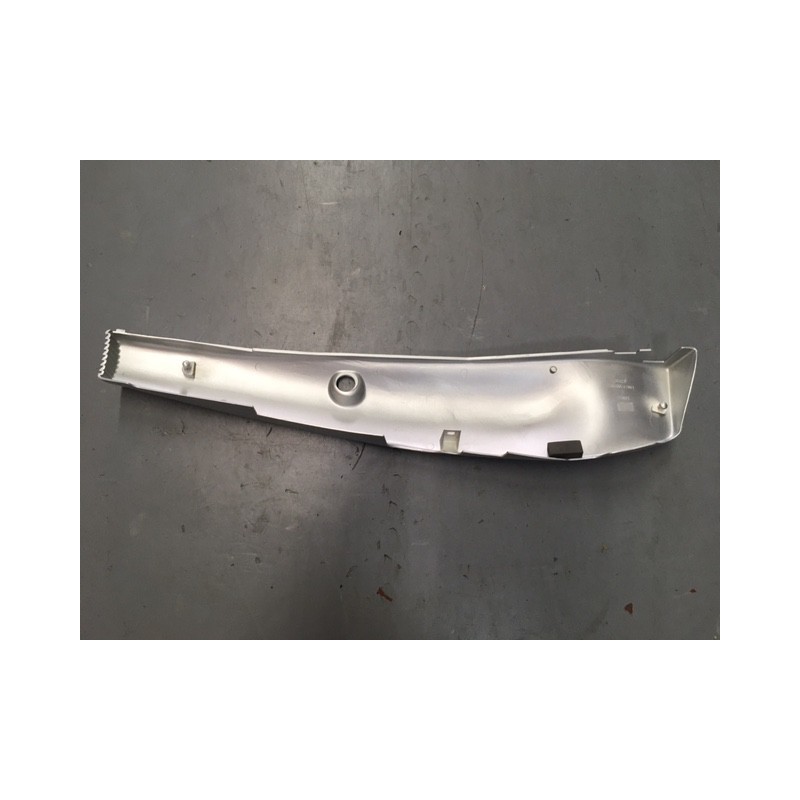 Tapa lateral izquierda trasera de Derbi Fénix 50