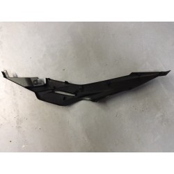 Tapa lateral inferior izquierda de Honda Forza 125 2021 de segunda mano