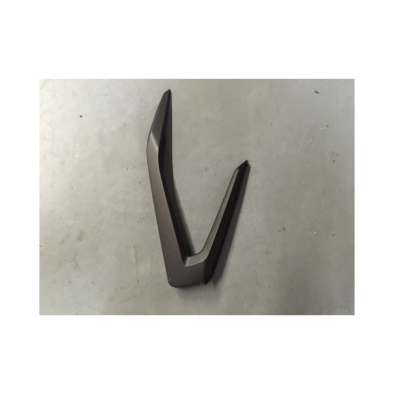 Tapa lateral izquierda de Honda Forza 125 2021 de segunda mano