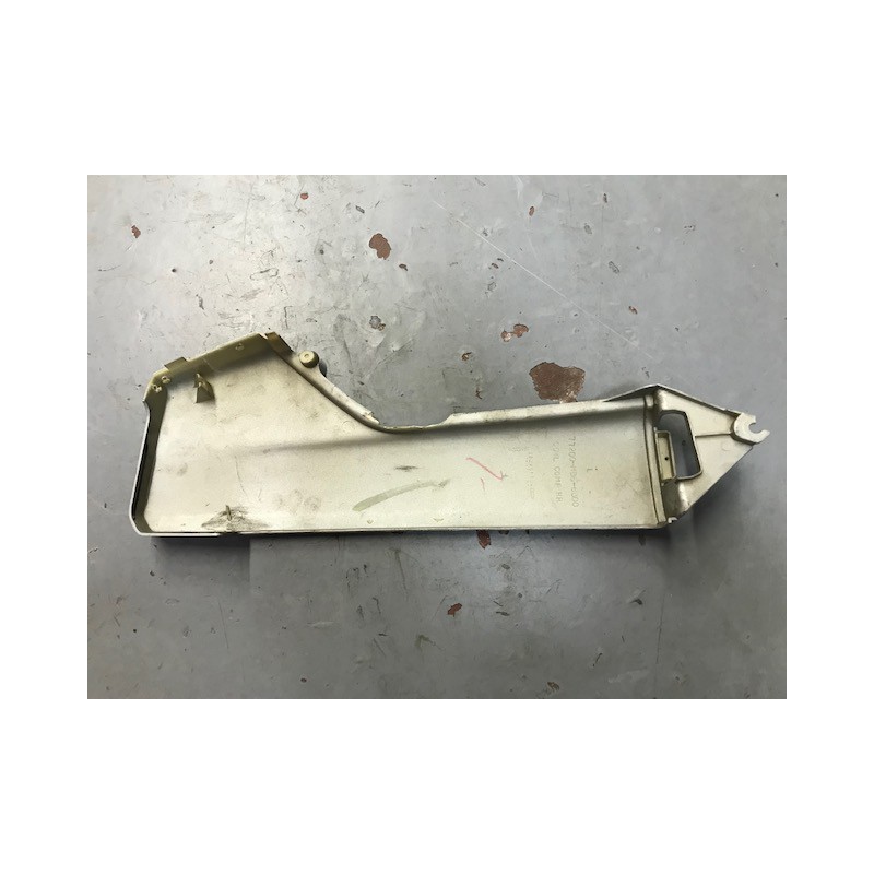 Carenado trasero izquierdo de Honda VF 1000F de segunda mano