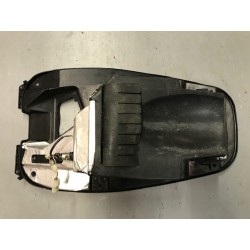 Cofre bajo asiento Kymco Xciting 500 2007-2013 de segunda mano